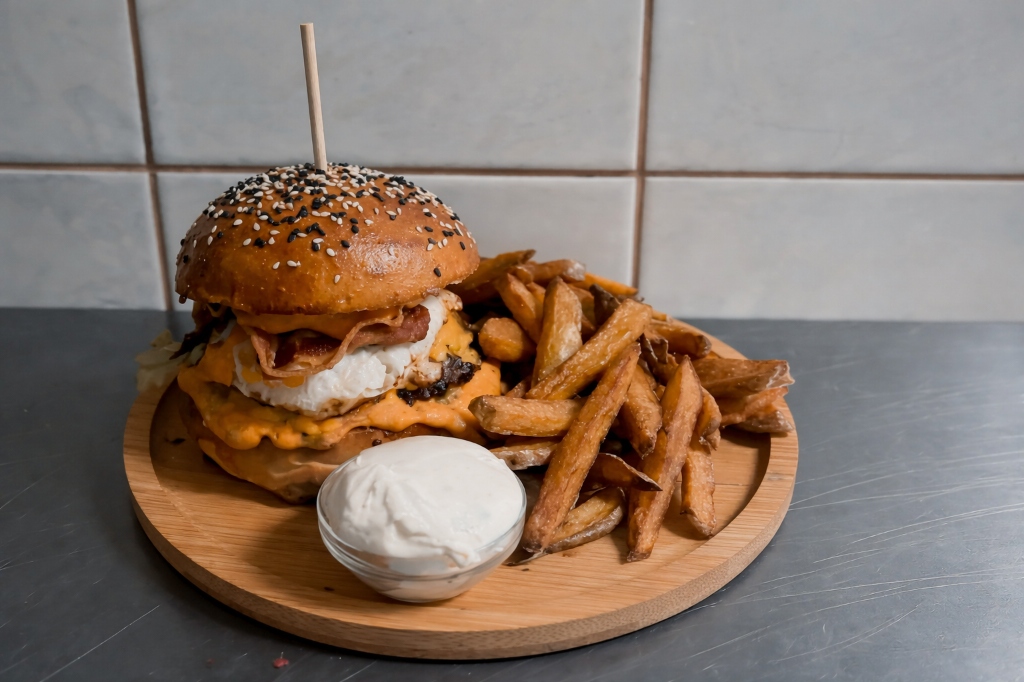 La Familia Burger Hero